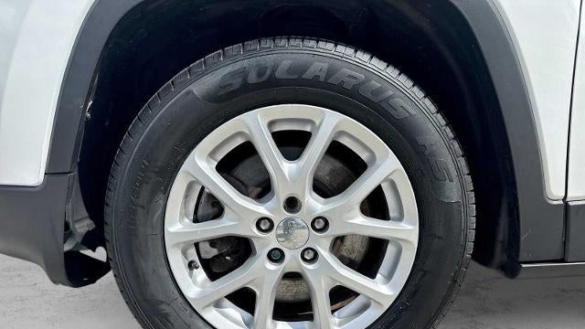 2017 Jeep Cherokee Sport