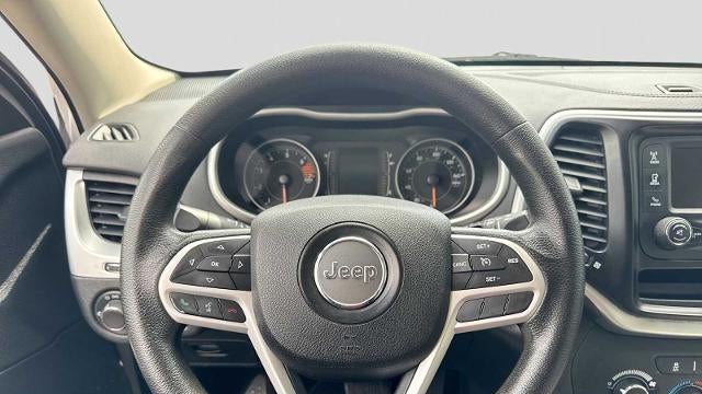2017 Jeep Cherokee Sport