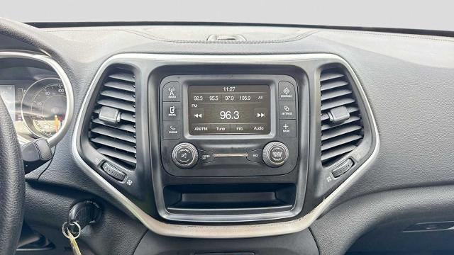 2017 Jeep Cherokee Sport
