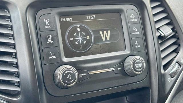 2017 Jeep Cherokee Sport