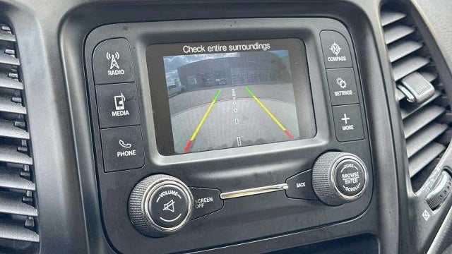 2017 Jeep Cherokee Sport