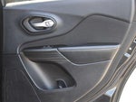 2014 Cherokee Thumbnail 35