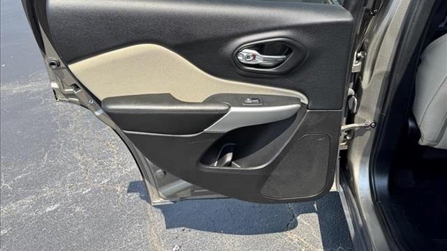 2018 Jeep Cherokee Tech Connect