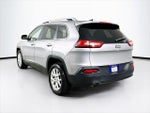 2016 Cherokee Thumbnail 6