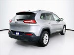 2016 Cherokee Thumbnail 7