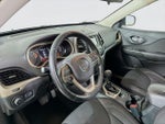 2016 Cherokee Thumbnail 10