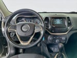 2016 Cherokee Thumbnail 19