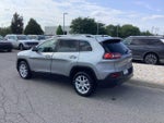 2017 Cherokee Thumbnail 3