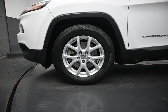 2017 Jeep Cherokee - $9,885