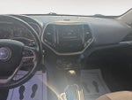 2018 Cherokee Thumbnail 11