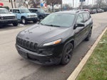 2016 Cherokee Thumbnail 2