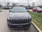 2016 Cherokee Thumbnail 3