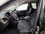 2017 Cherokee Thumbnail 11