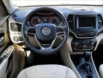 2019 Cherokee Thumbnail 14
