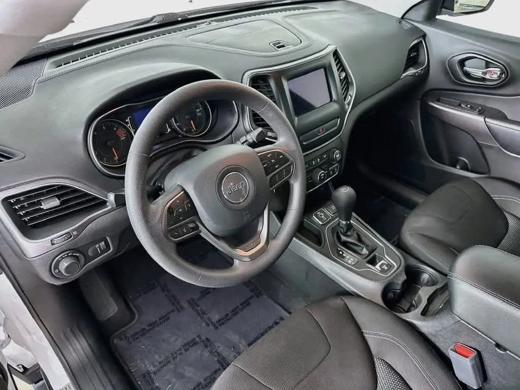 2020 Jeep Cherokee - $16,649