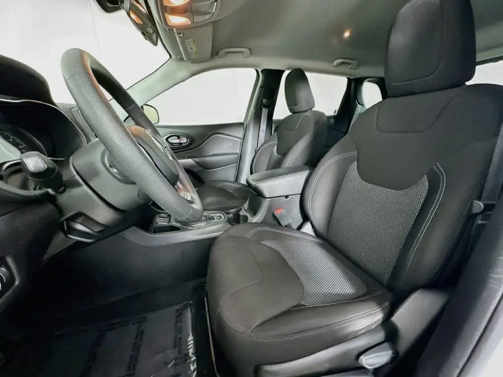 2020 Jeep Cherokee - $16,649