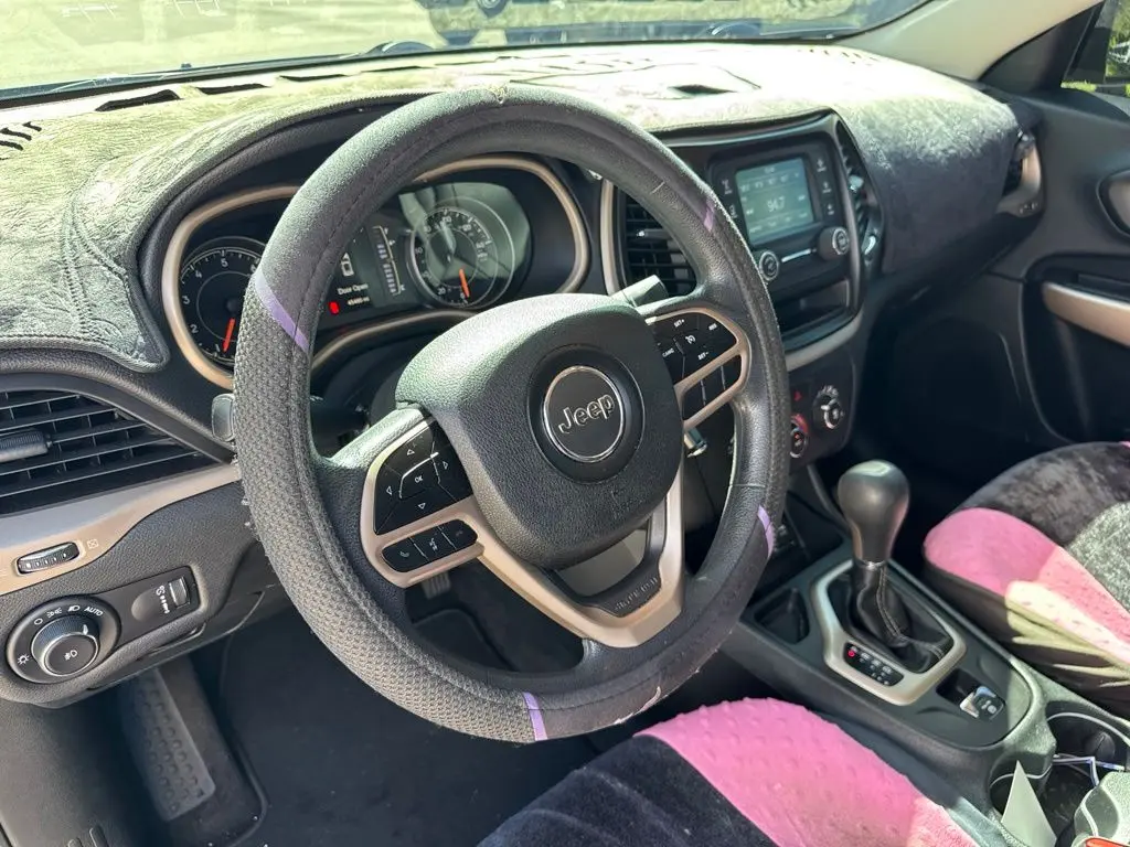 2018 Jeep Cherokee - $10,997