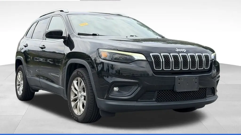 Preowned 2019 Jeep Cherokee Latitude for Sale