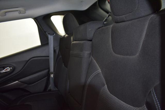2019 Jeep Cherokee - $7,785
