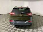 2016 Cherokee Thumbnail 8
