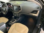 2016 Cherokee Thumbnail 29