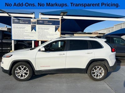 2017 Jeep Cherokee Latitude 4DR SUV