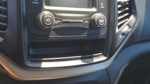2018 Jeep Cherokee Tech Connect