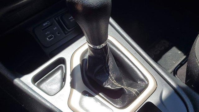 2018 Jeep Cherokee Tech Connect