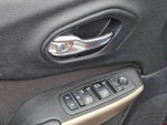 2018 Cherokee Thumbnail 14