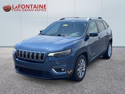 Photo of a 2019 Jeep Cherokee Latitude 4DR SUV for sale