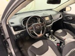 2014 Cherokee Thumbnail 19