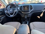 2017 Cherokee Thumbnail 17