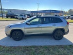 2018 Cherokee Thumbnail 12