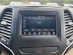 2019 Cherokee Thumbnail 28
