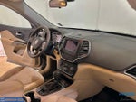 2019 Cherokee Thumbnail 21