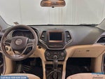2019 Cherokee Thumbnail 22