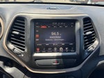 2015 Cherokee Thumbnail 14