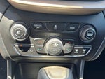 2015 Cherokee Thumbnail 15