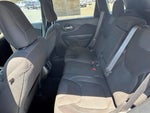 2015 Cherokee Thumbnail 28
