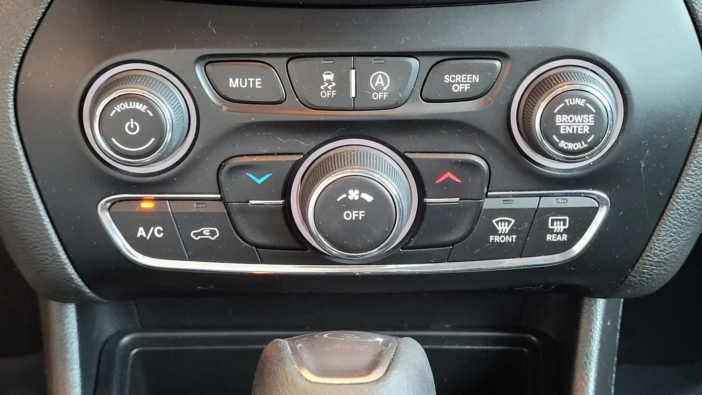 2019 Jeep Cherokee Latitude