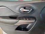 2019 Cherokee Thumbnail 23