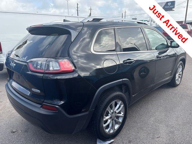 2019 Jeep Cherokee - $15,000