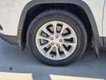 2021 Cherokee Thumbnail 7