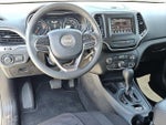2021 Cherokee Thumbnail 37