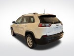 2021 Cherokee Thumbnail 2