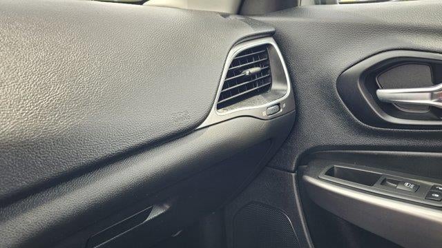 2021 Jeep Cherokee Latitude