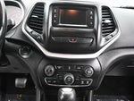 2014 Cherokee Thumbnail 15