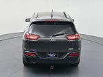 2014 Cherokee Thumbnail 38