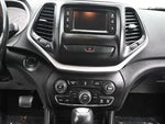 2014 Cherokee Thumbnail 15