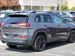 2018 Cherokee Thumbnail 25